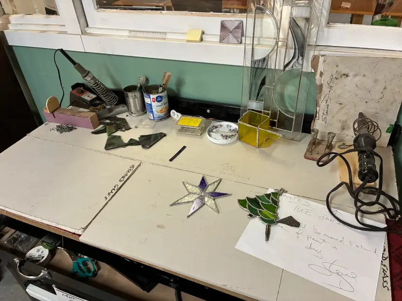 Layout and Soldering Station